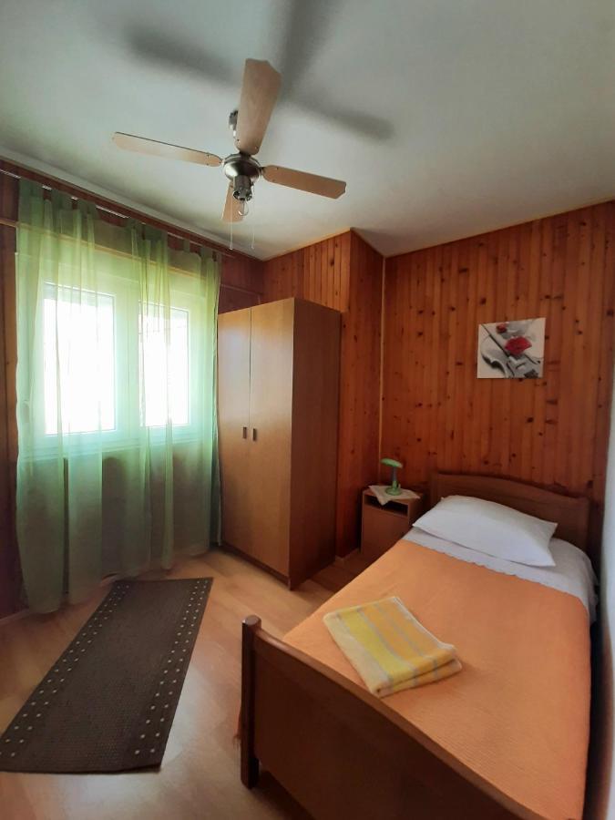 Erik&Dani Apartment Задар Екстер'єр фото