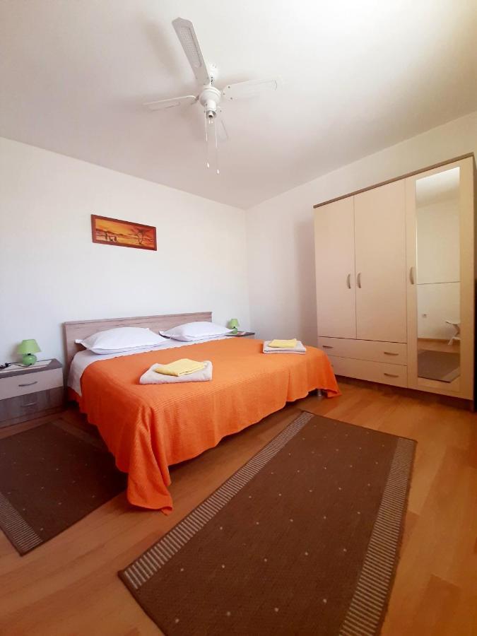 Erik&Dani Apartment Задар Екстер'єр фото